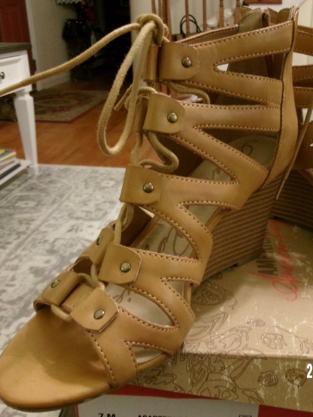 NICE American Rag ACARTER Platform Wedge STRAPPY TIES Sandals Cognac Smooth  7M